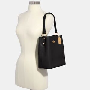 COACH  Black Pebble Small town bucket bag! Excellent condition